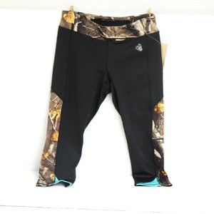 LEGENDARY WHITETAILS WOMEN'S BIG GAME CAMO LEGGING